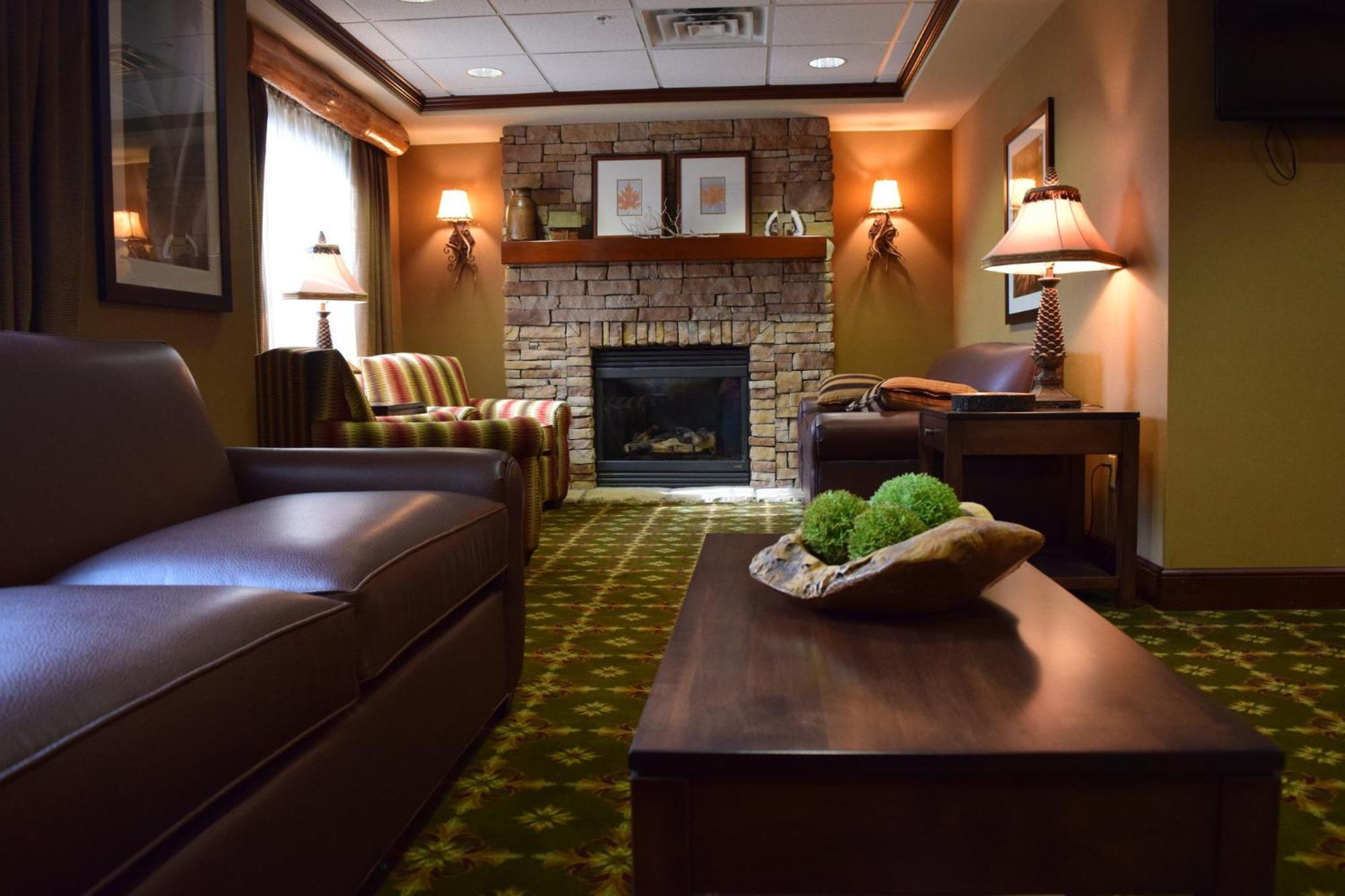 Holiday Inn Express Hocking Hills-Logan, An Ihg Hotel Zewnętrze zdjęcie